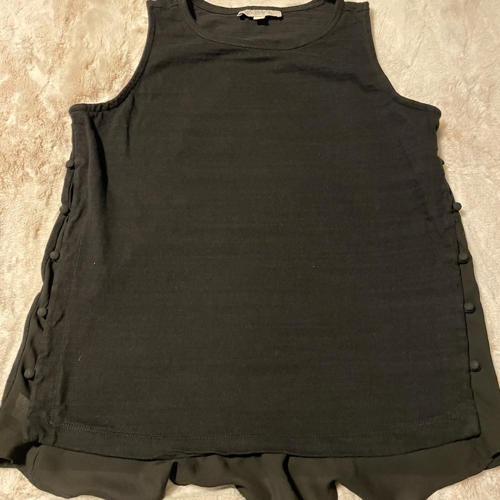 Sleeveless top - Like New